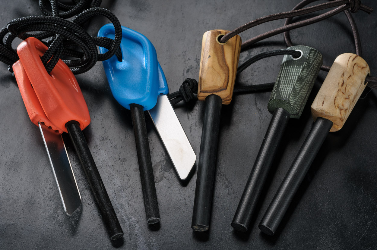 Detailní pohled na moderní křesadlo