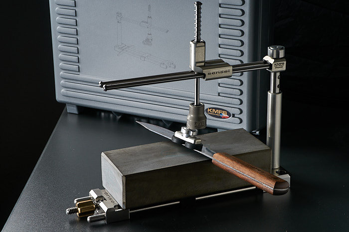 KMFS Sensei brusný systém detail - CNC dural nerezová ocel